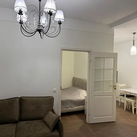Symphony Apartment *